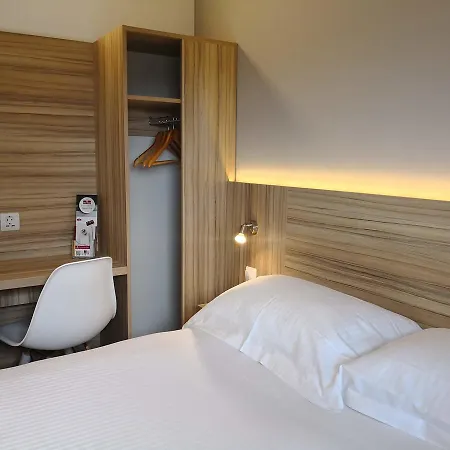 Hotel Bordeaux Sud 2*